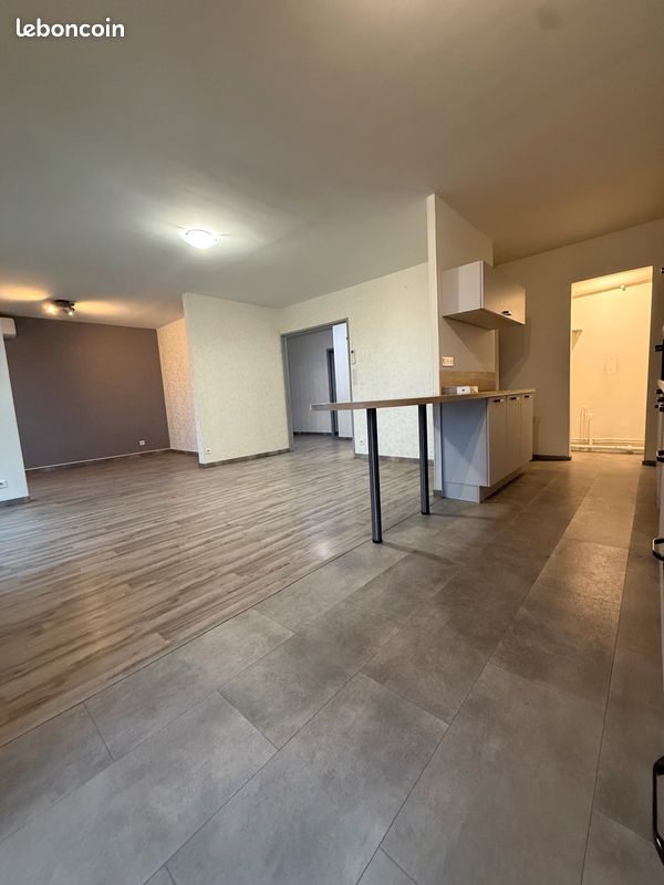 Appartement 5 pièces 91 m² · à Gerzat · 90,8 m² · 185 000 €
