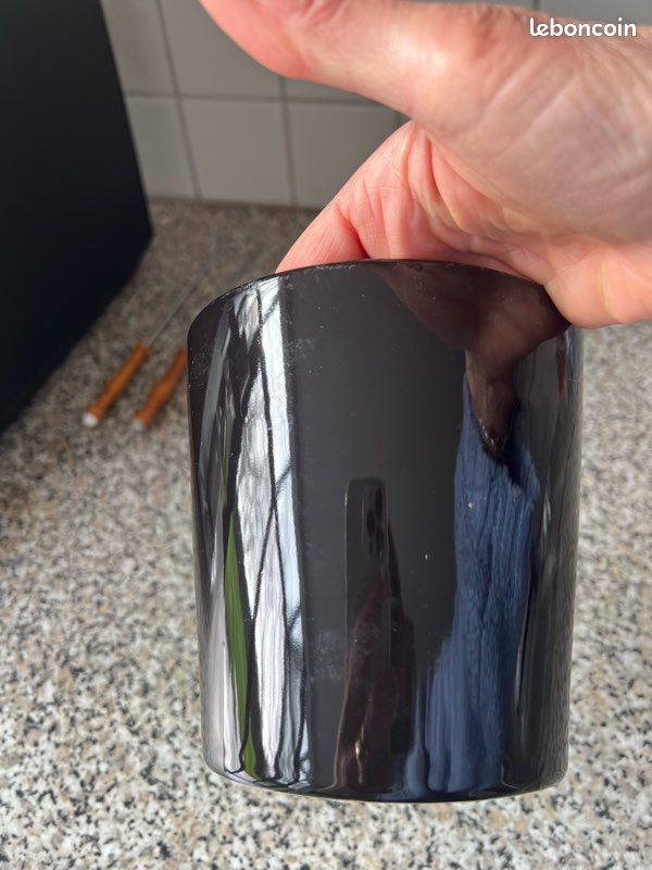 Cache Pot noir impeccable (image 2)