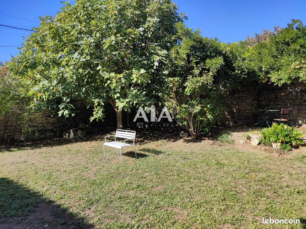 Maison de village 7 pièces 177 m² - Fontenille 16230 (image principale 1)