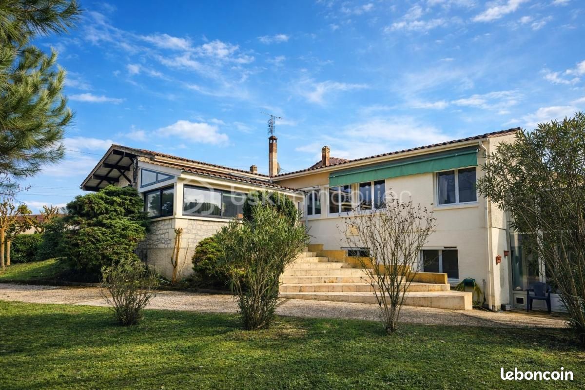 Maison 5 pièces 168 m² · à Eymet · 168 m² · 290 000 €