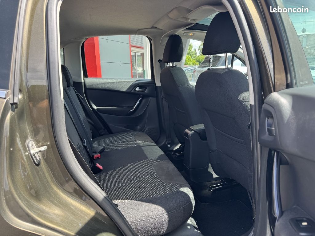 Citroën C3 e-HDi 90 Exclusive (image 4)