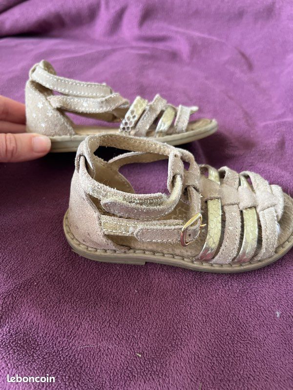 Chaussures fille été taille 22 (image 3)