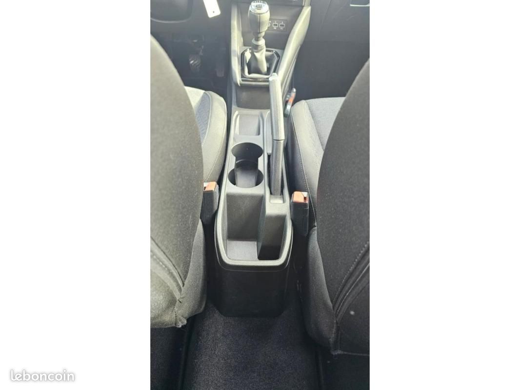 Renault Clio Equilibre 1.0 Tce 90cv (image 22)