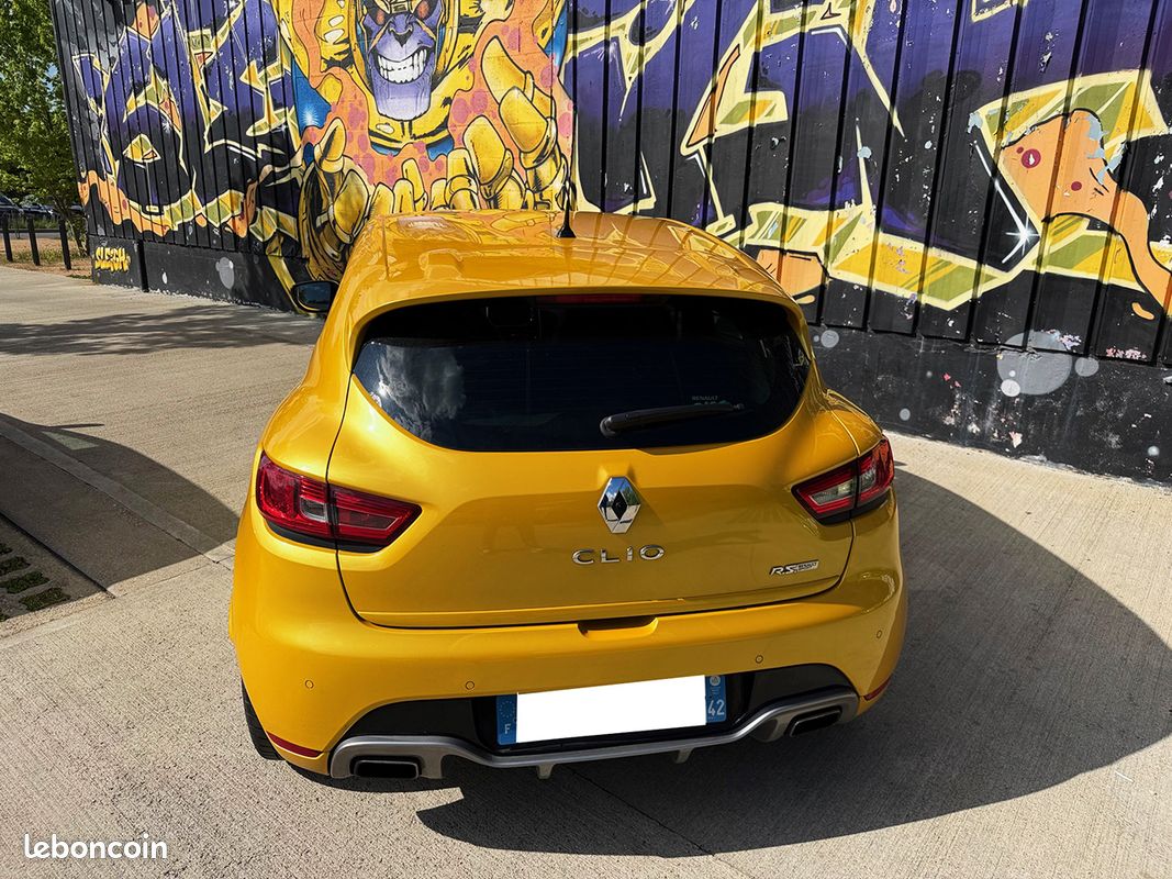 RENAULT Clio 4 RS Trophy (image 9)