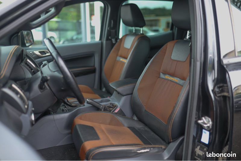FORD RANGER WILDTRACK 3.2 200 cv 4X4 BVA DOUBLE CABINE PHASE 2 - 5 PORTES - HARDTOP - ATTELAGE (image 9)