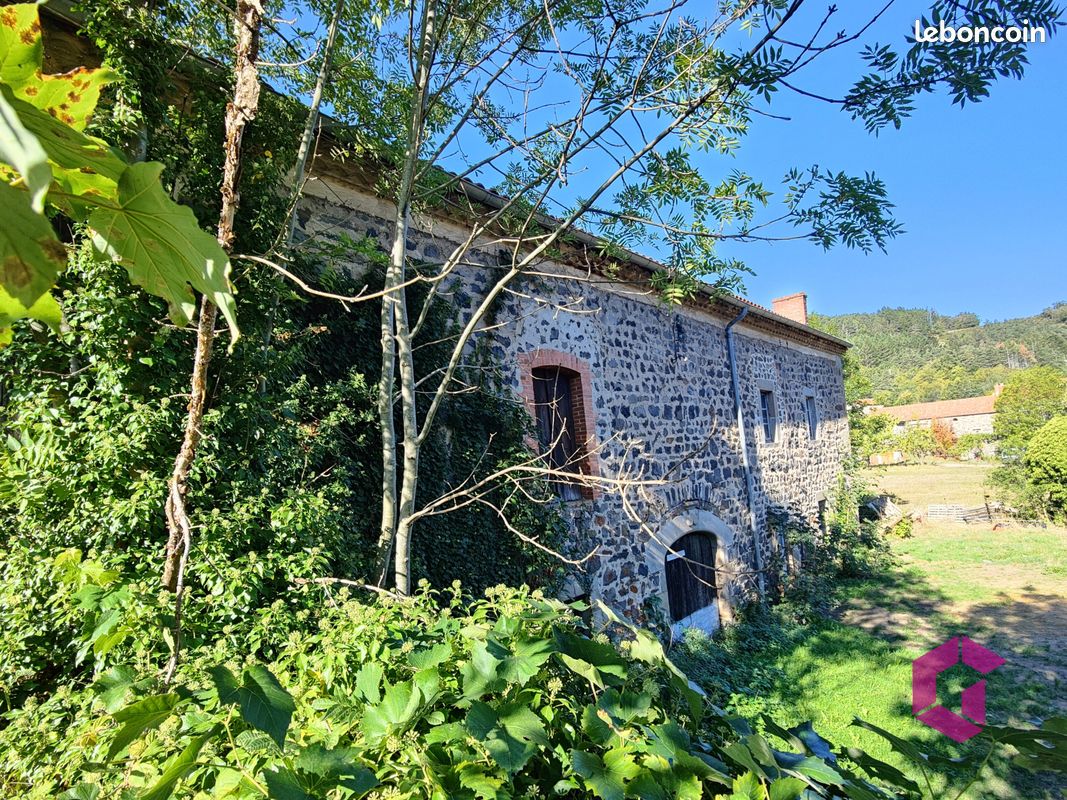 Maison 5 pièces 120 m² · à Chanteuges · 120 m² · 99 000 €