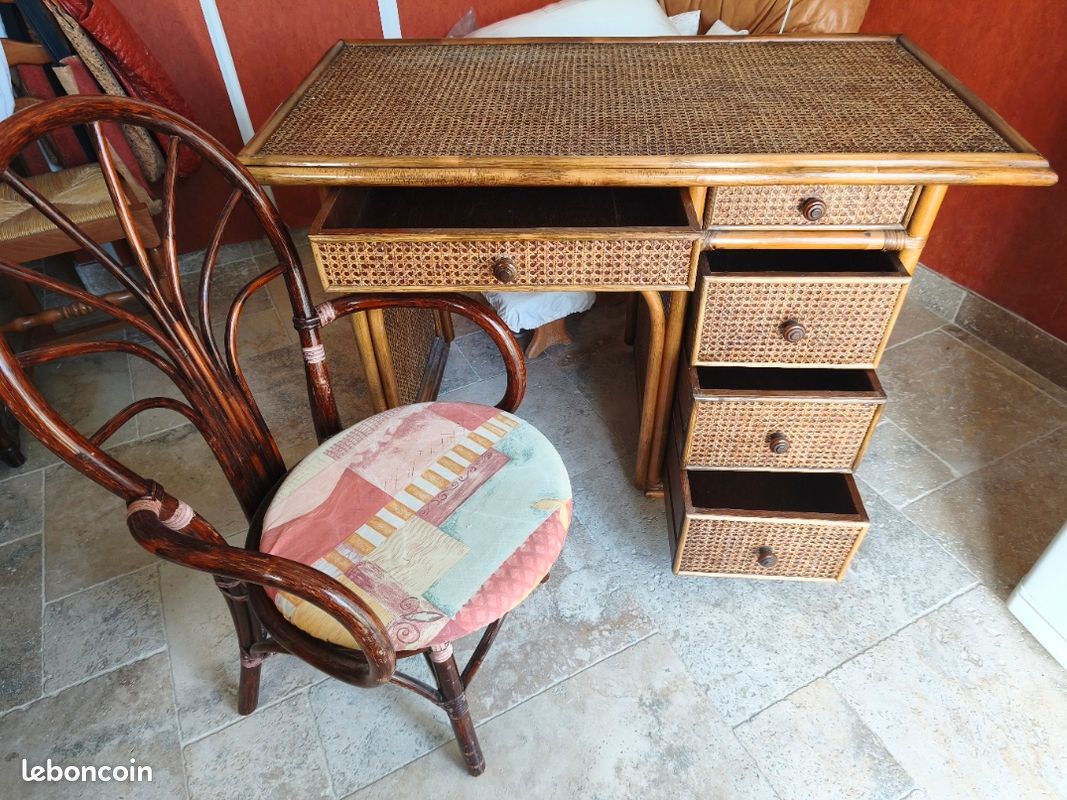 Bureau et Chaise "Vintage" bambou et rotin (image 1)