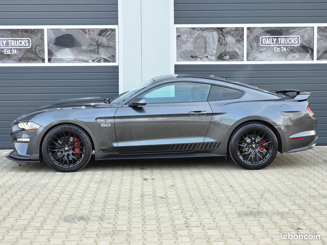 FORD Mustang GT 5.0 V8 466 ch – BVA – Brembo – Caméra – Jantes 20” (image 8)