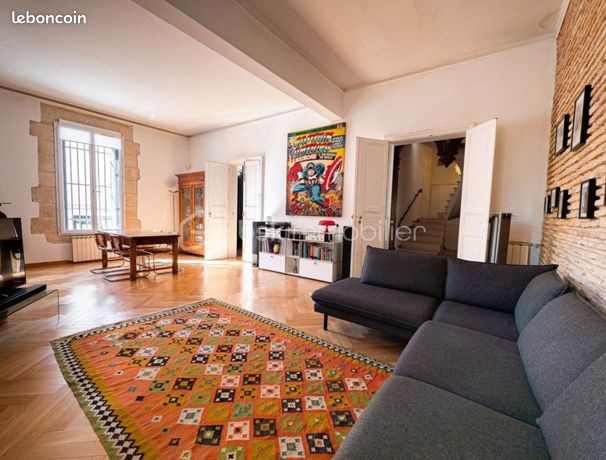 Maison 9 pièces 385 m²