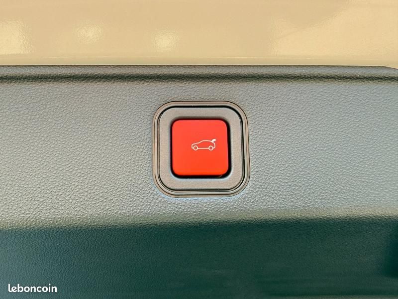 Fiat 600 e 156ch 54kWh La Prima (Certinergy 6100 déduit) (image 21)