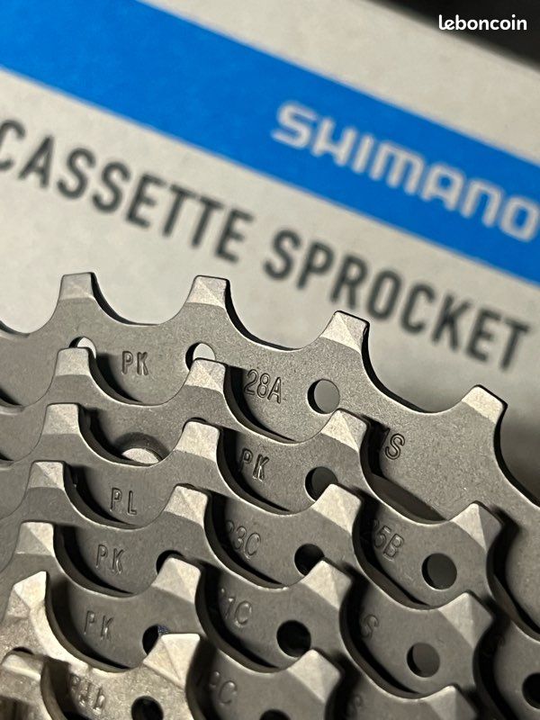 Cassette 10 Vitesses 11-28 Dents - Compatible Shimano Dura-Ace, Couleur Argent/gris