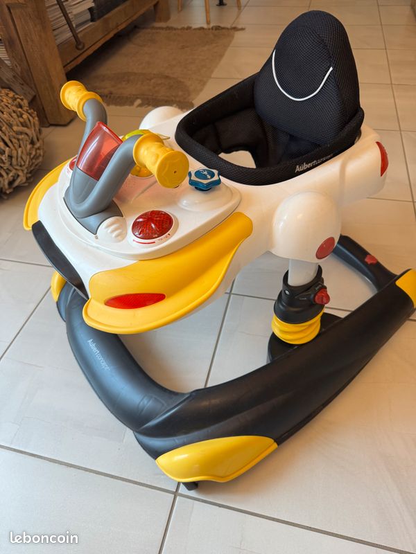 Aubert Beebs Trotteur Scooter Aubert Concept Trotteur Skooter De