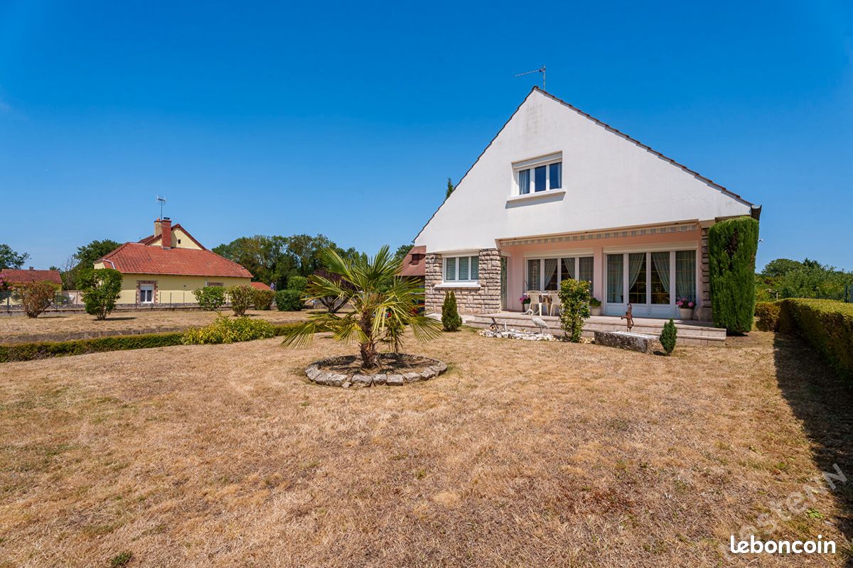 Maison 5 pièces 113 m² · à Pierre-de-Bresse · 113 m² · 180 000 €