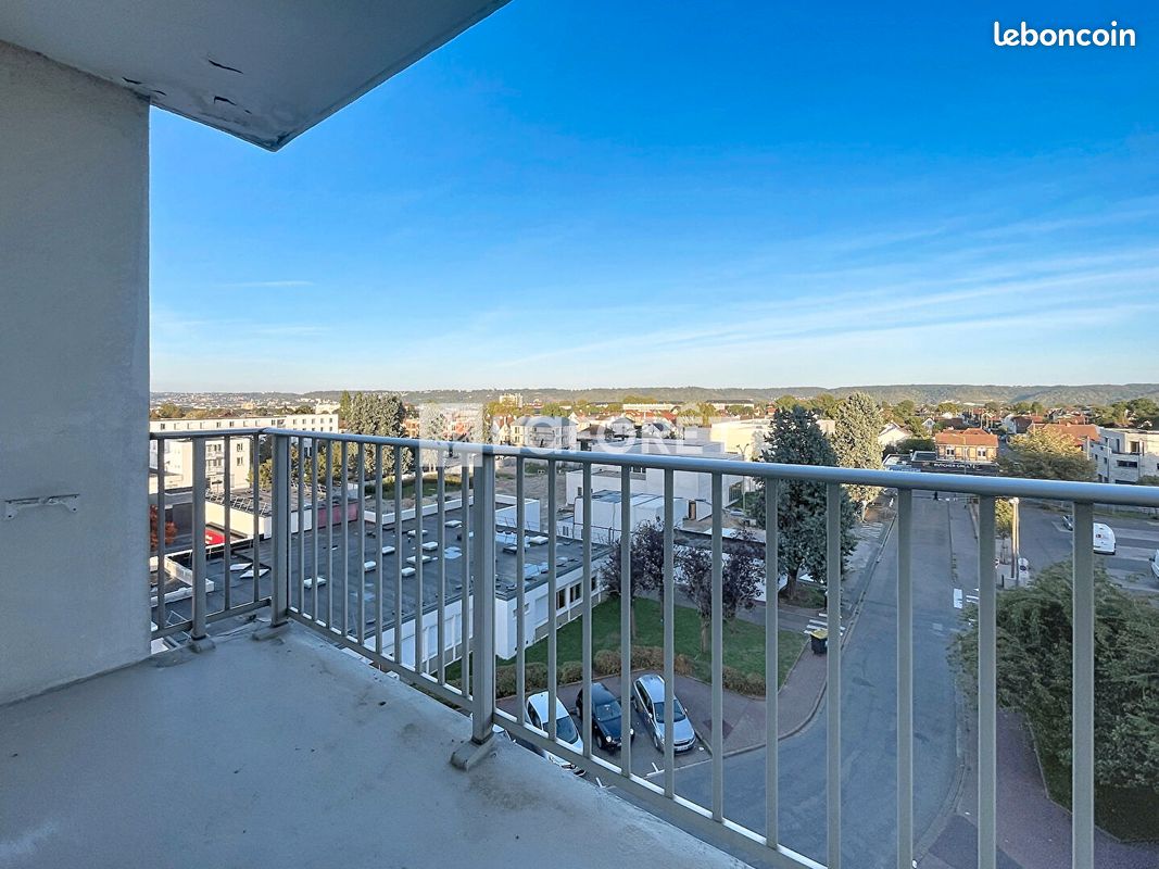 Appartement 3 pièces 61 m² · à Saint-Étienne-du-Rouvray · 61 m² · 48 000 €