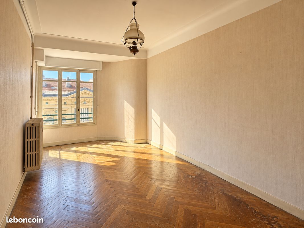 Appartement 3 pièces 84 m² · à Nice · 84 m² · 588 000 €