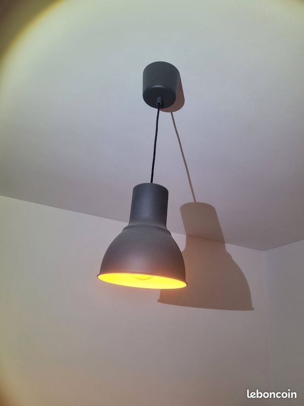 A vendre plafonnier de marque hektar (Ikea) (image 2)