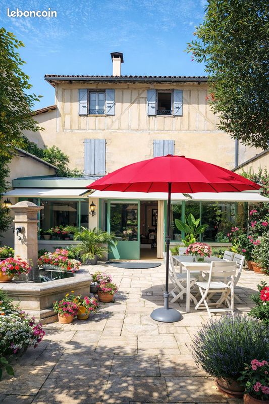 Maison 6 pièces 220 m² · à Figeac · 220 m² · 462 000 €