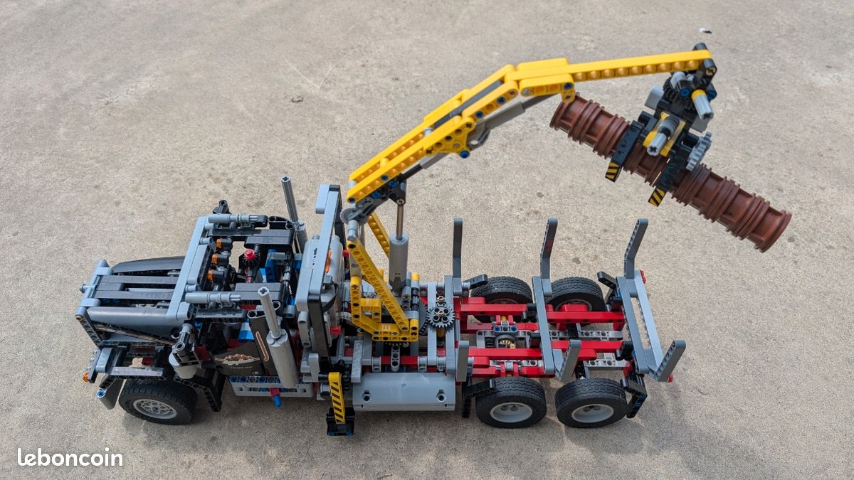 Lego 9397 Le camion forestier (image 1)