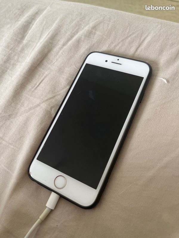 IPhone 6s (image 1)