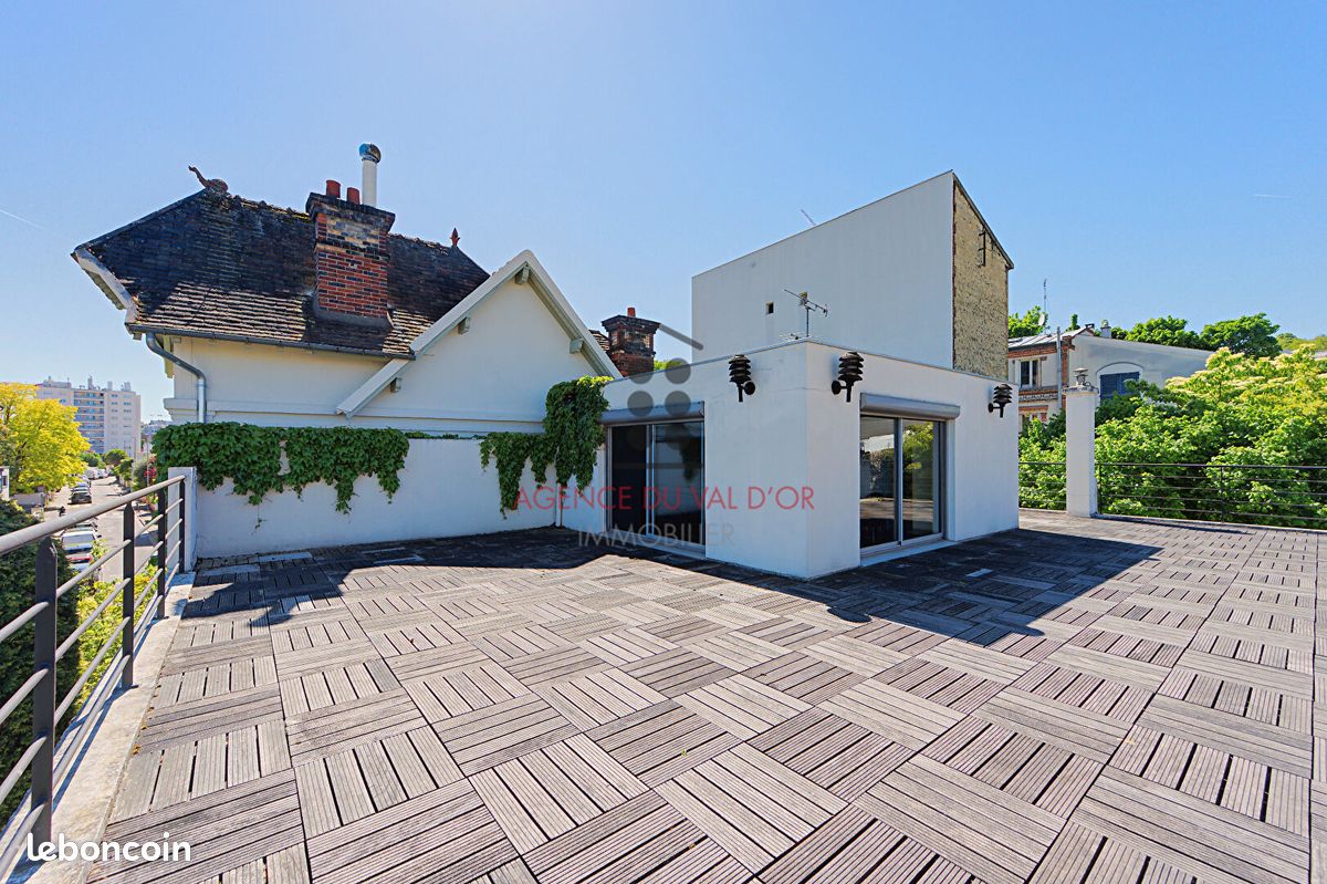 Maison 6 pièces 214 m² · à Suresnes · 214 m² · 1 295 000 €