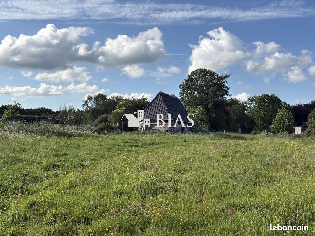 Terrain 1850 m² · à Hauville · 1 850 m² · 69 000 €