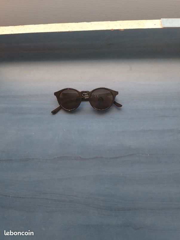 Lunettes de soleil (image 2)