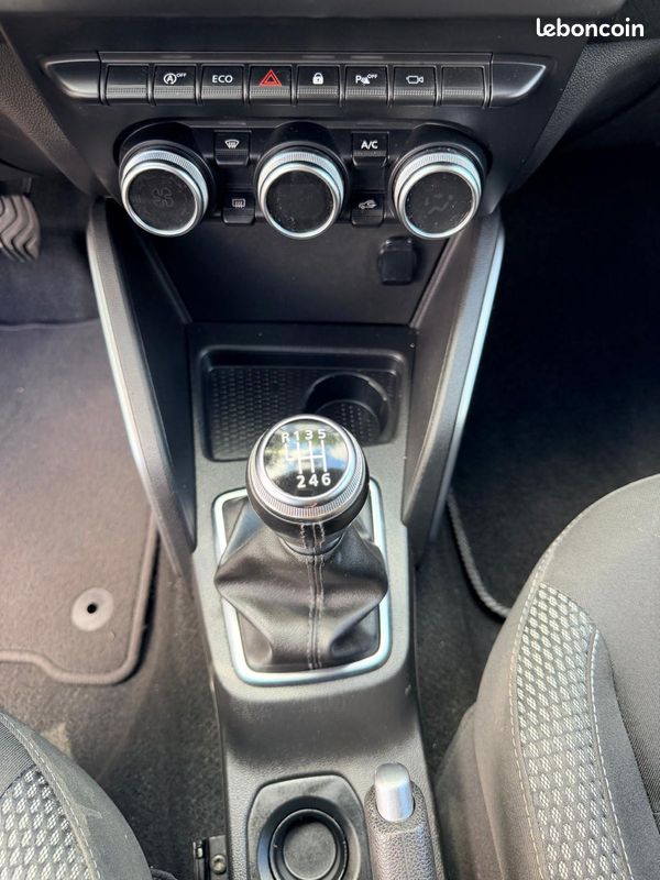 Dacia duster 2 1.5 dci 115 4x2 prestige 2020 (image 12)