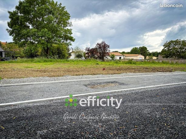Terrain 739 m² Saint Colomban