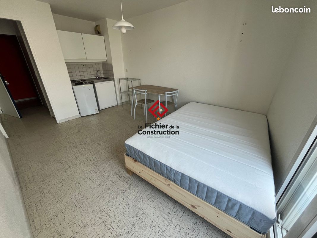 Appartement 1 pièce 18 m² · à Grenoble · 18 m² · 450 €