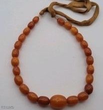 Collier Vintage Années 70 En Perles D'ambre Baltique - Forme Olives, Couleur Jaune Ensoleillée, Occasion