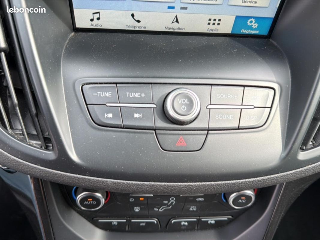 FORD KUGA 1.5 tdci 120 titanium 4x2 euro6.2 (image 30)