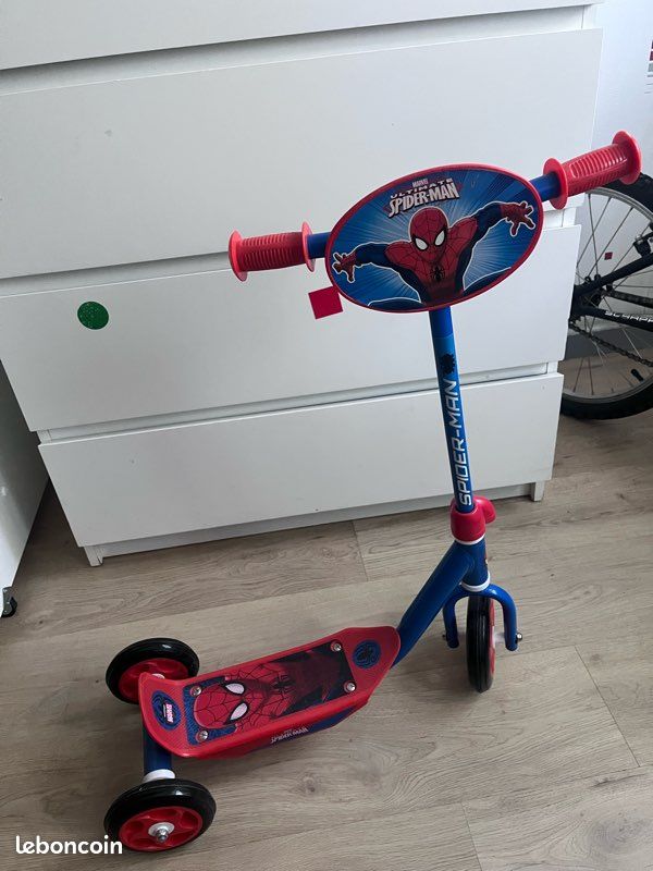 Trottinette enfant (image 1)