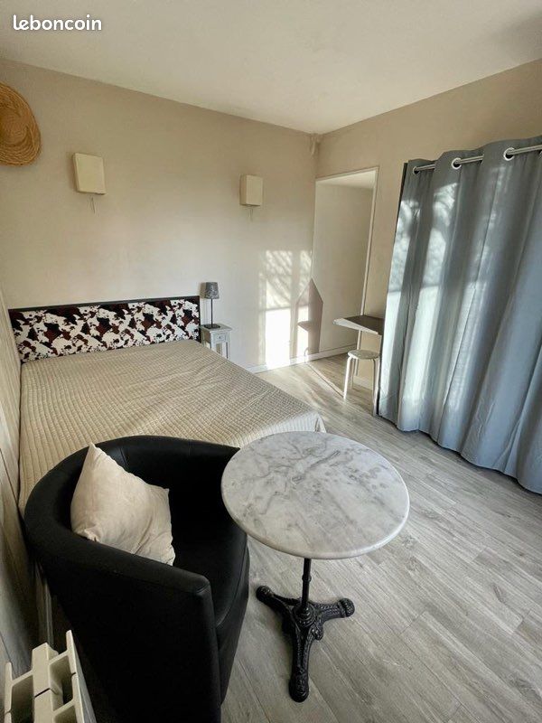 Appartement 1 pièce 25 m² · à Pertuis · 25 m² · 590 €