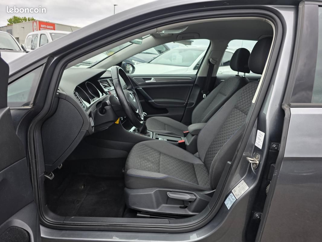 Volkswagen Golf 1.6 TDI 115 FAP BVM5 Connect (image 16)