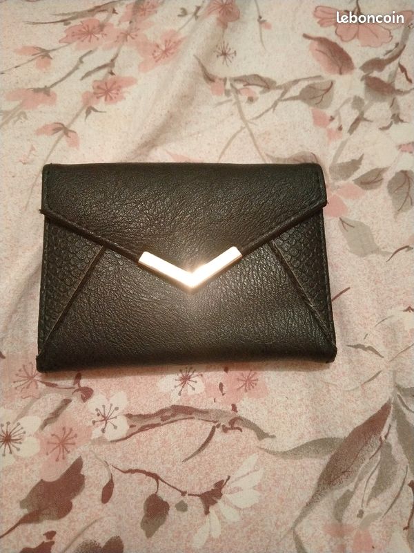 Porte feuille (image 1)
