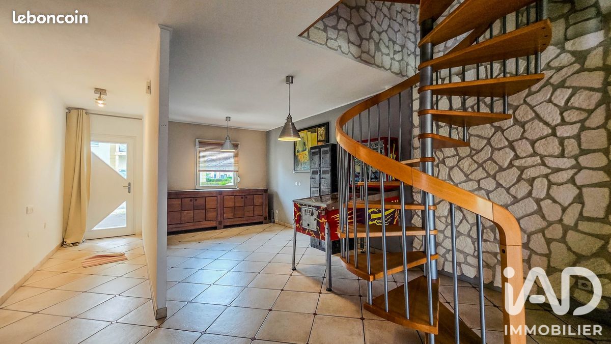 Maison 6 pièces 145 m² · à Basse-Ham · 145 m² · 420 000 €