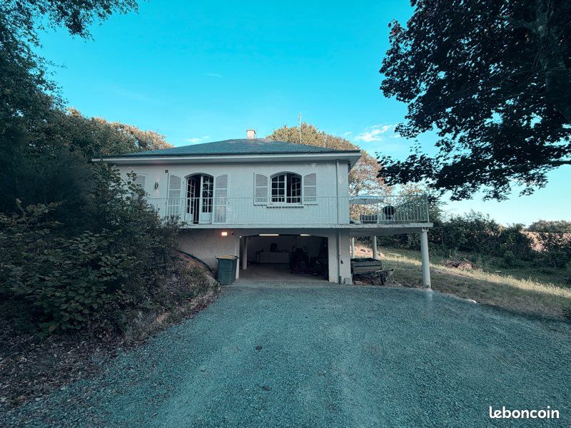 Maison 7 pièces 200 m² · à Treillières · 200 m² · 399 500 €