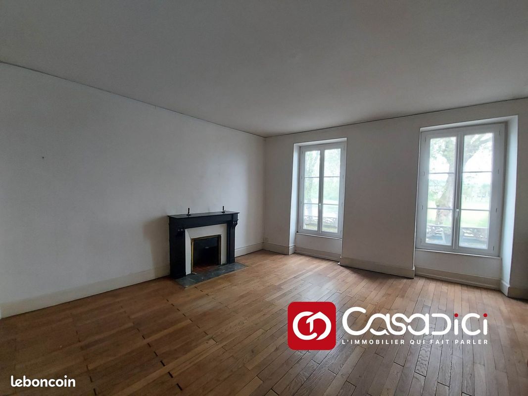 Immeuble 176 m² · à Decize · 176 m² · 108 000 €