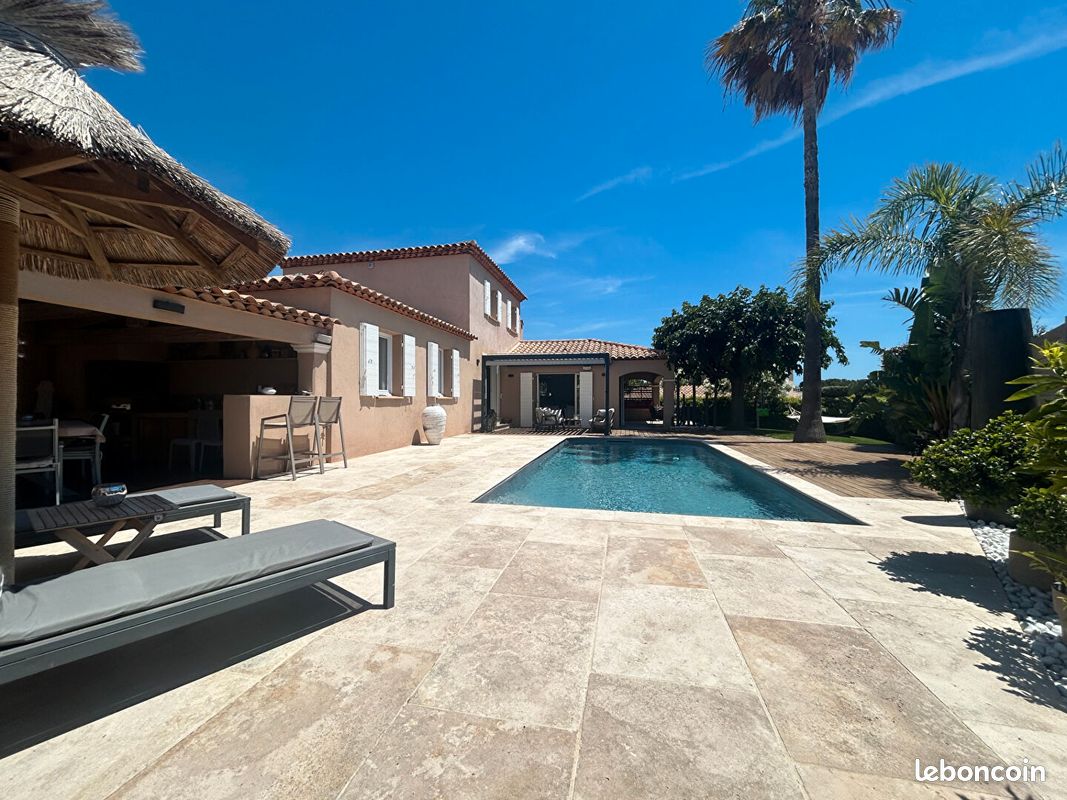 Maison 6 pièces 155 m² · à Sanary-sur-Mer · 155 m² · 1 325 000 €
