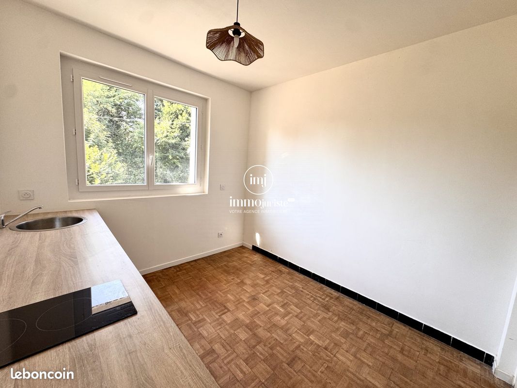 Maison 1 pièce 31 m² · à Couzeix · 31 m² · 375 €