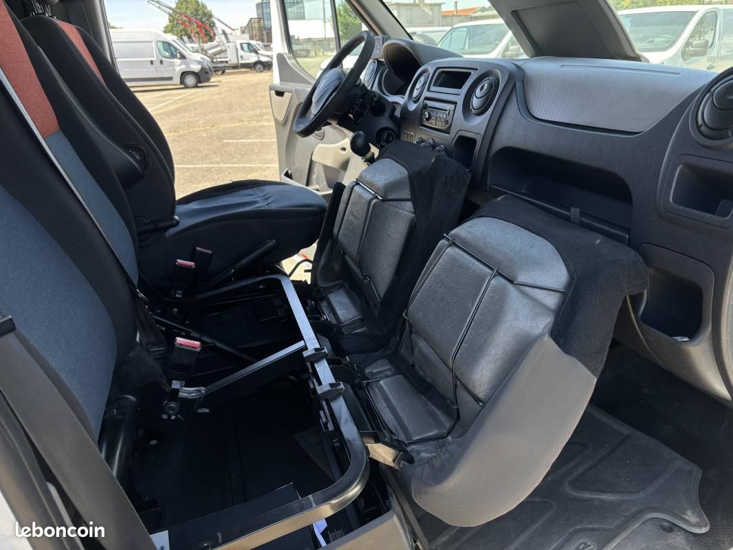 Renault Master 6 PLACES L2 H2 2.3 DCI 125 (image 18)