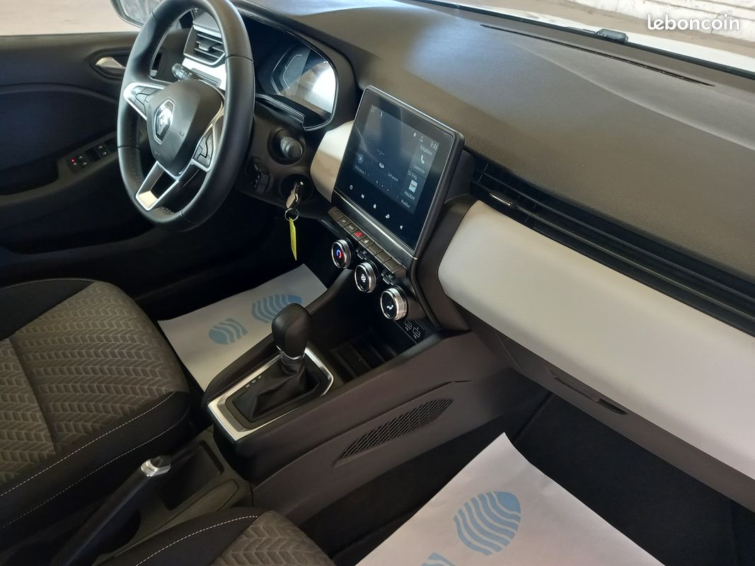 Clio v ste 1.6 e-tech 145 evolution gps camera 30202 kms garantie 12 mois partout en france (image 6)