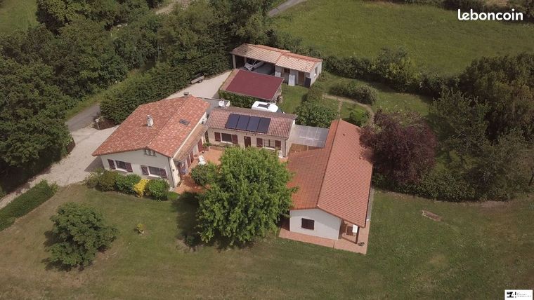 Propriété 8 pièces 214 m²