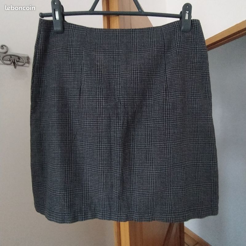 Jupe à carreaux grise : Achat occasion | Jupes et robes tailleur (femme) Naf Naf Gris Neuf, sans étiquette