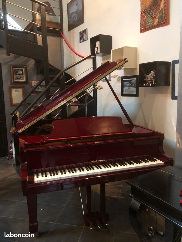 Piano à queue Palatino (image 1)