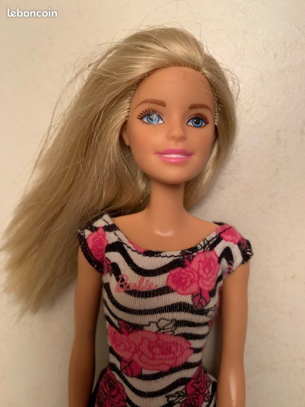 Barbie (image 1)