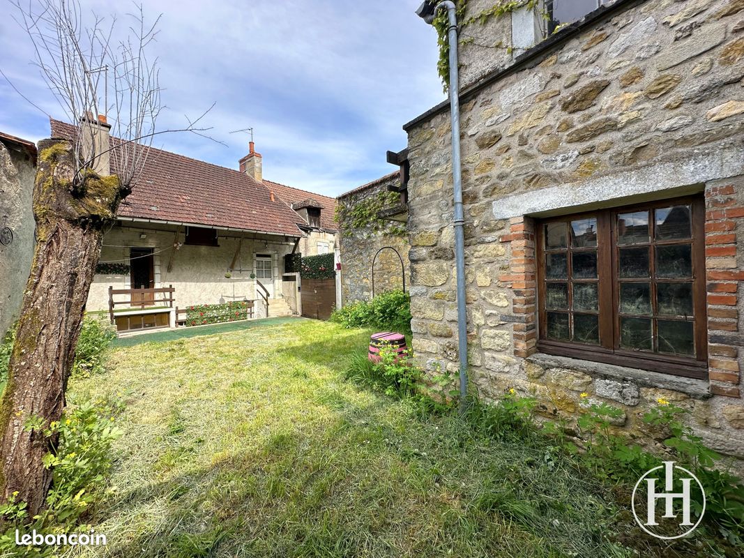 Maison 7 pièces 129 m² · à Le Châtelet · 129 m² · 69 900 €