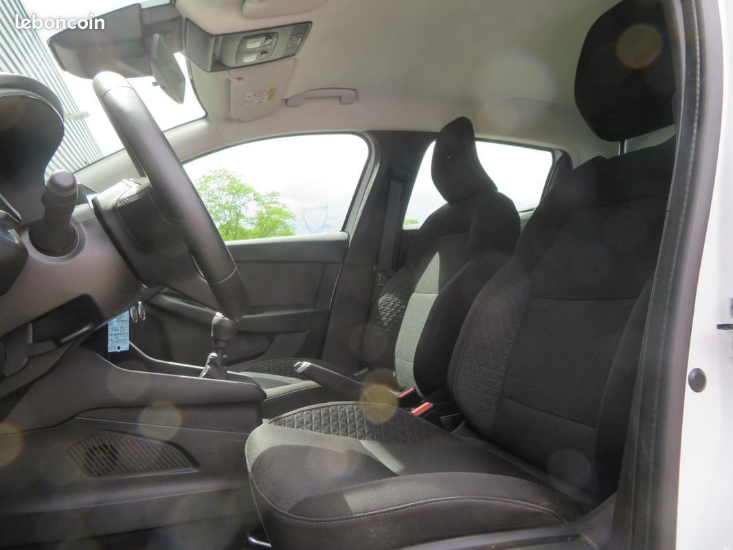 RENAULT CLIO V 1.5 Blue dCi -100 SOCIETE Business (image 6)