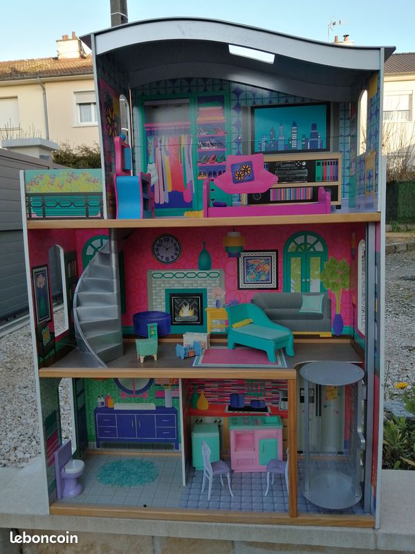 Maison poupées Barbie (image 1)