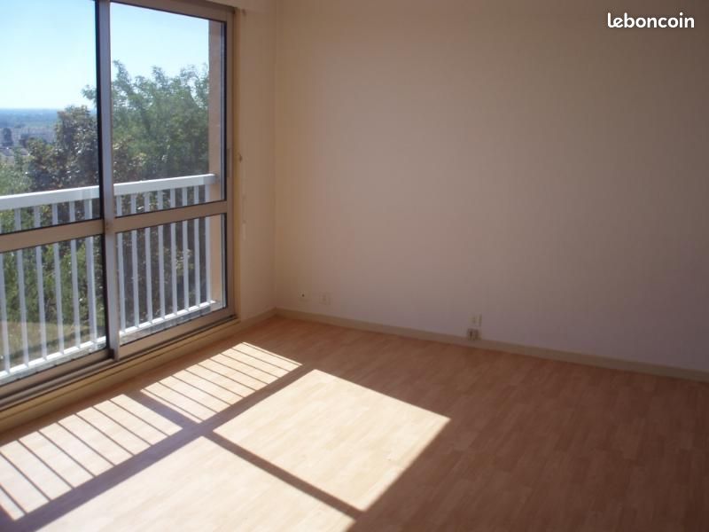 Appartement 1 pièce 28 m² · à Mâcon · 28 m² · 380 €